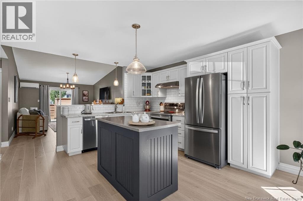 56 Golden Street — Thumbnail 7