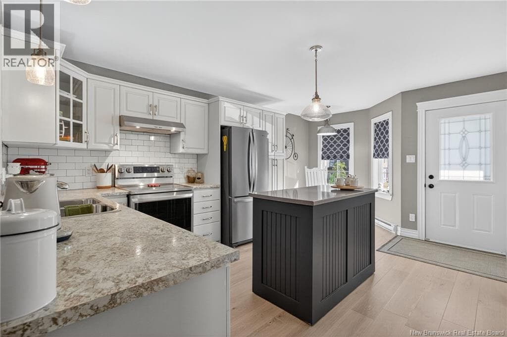 56 Golden Street — Thumbnail 9