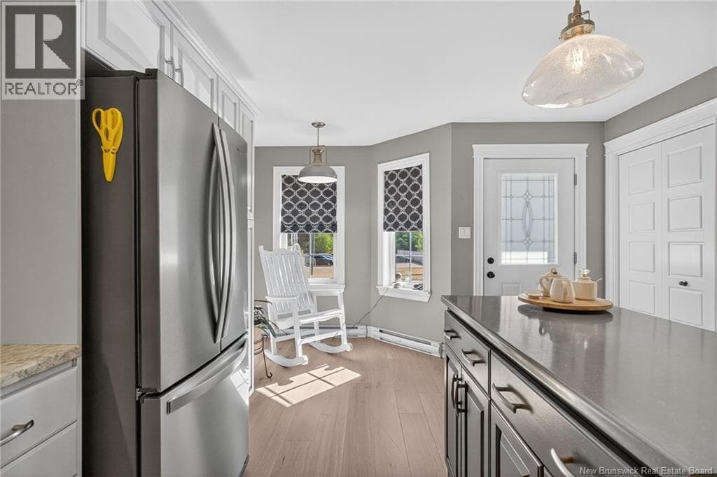 56 Golden Street — Thumbnail 11