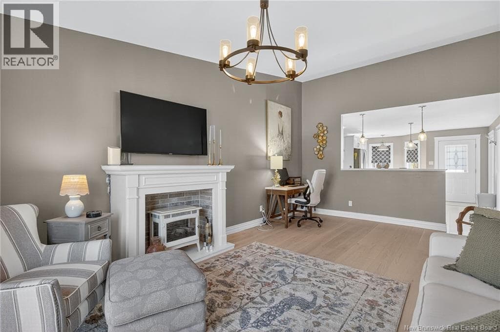 56 Golden Street — Thumbnail 12