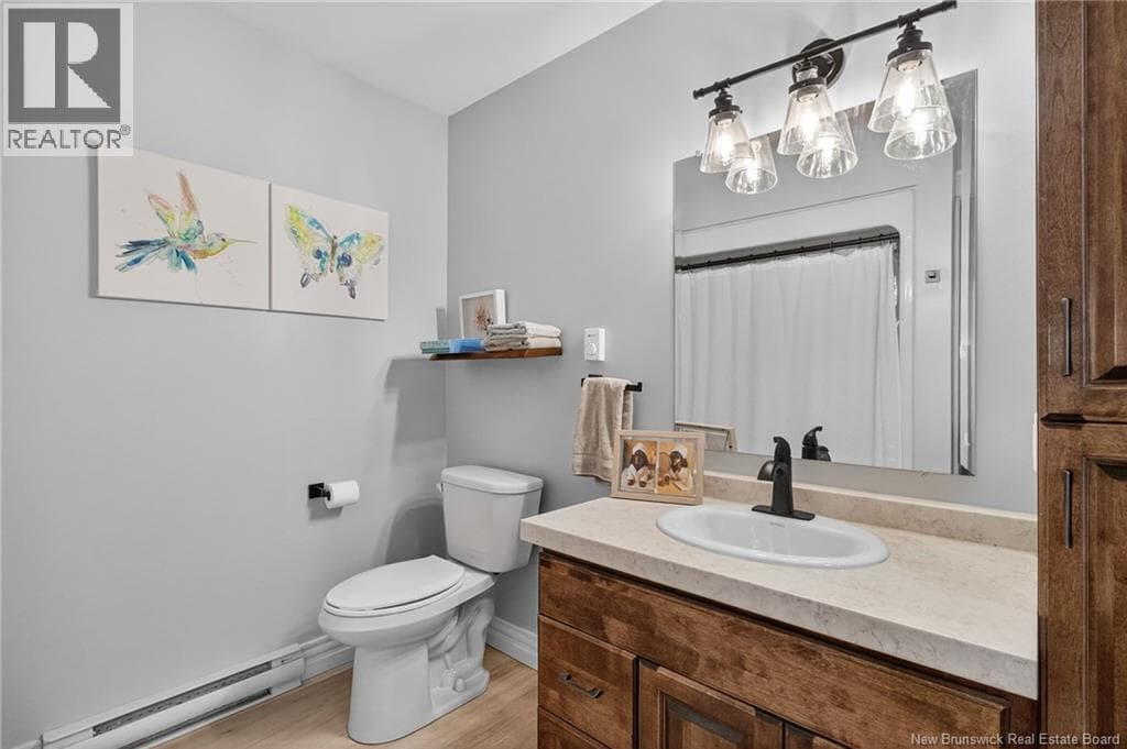 56 Golden Street — Thumbnail 24