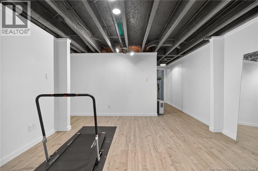 56 Golden Street — Thumbnail 29